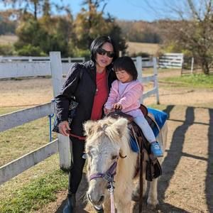 Meet your Posher, Yvette